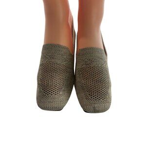 Womens Slip-On Knit Loafers Size 40 Beige Casual Lightweight Shoes